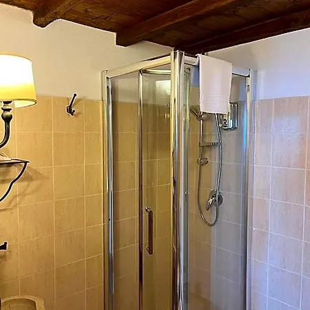 Inn La Taberna Di Rocca *