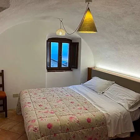 Inn La Taberna Di Rocca *