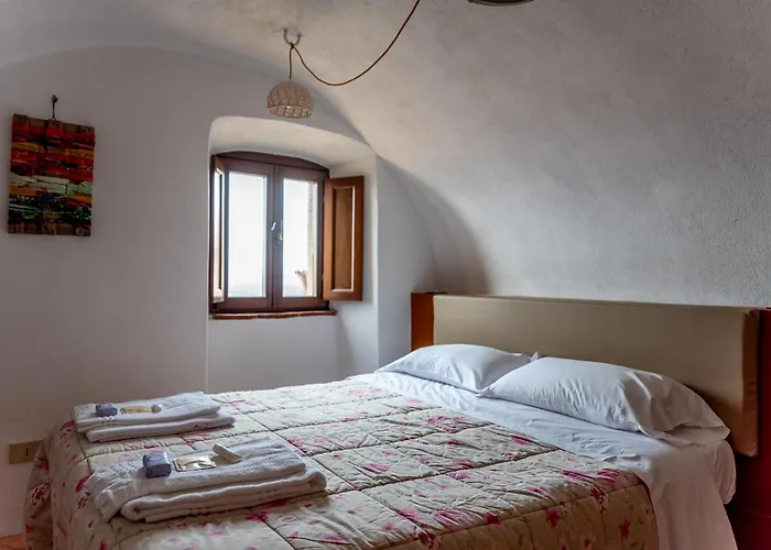 La Taberna Di Rocca Мини-отель Calascio